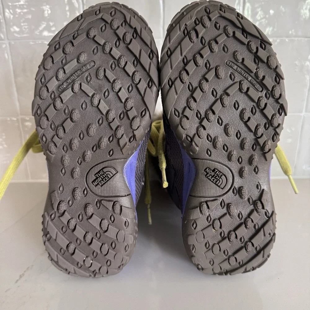 The North Face Alpenglow Snow Boots Girls Size 1 Gray Purple Goose Down Faux Fur